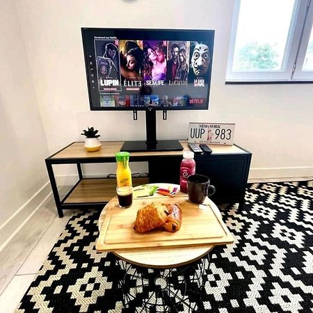 Апартаменты The New-Yorker - Hyper Centre- 2Mn Gare Sncf - Wi-Fi Netflix Gratuit Ньор Экстерьер фото